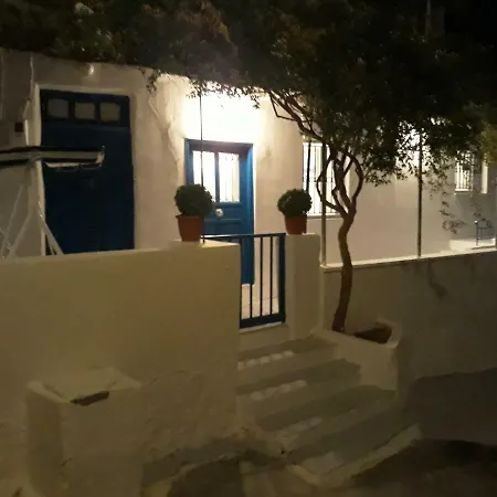 σπίτι στο χωριό Apartman Galíni